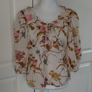 Telluride clothing Co. Women's medium cream floral blouse elbow sleeve